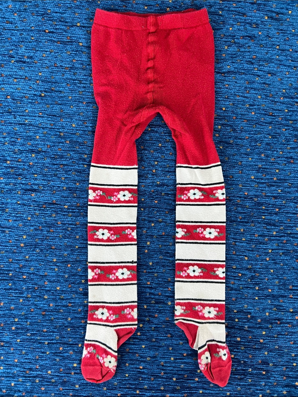 Hanna Andersson Red and White Floral Stripe Footed tights size 90/100 or US 3/4